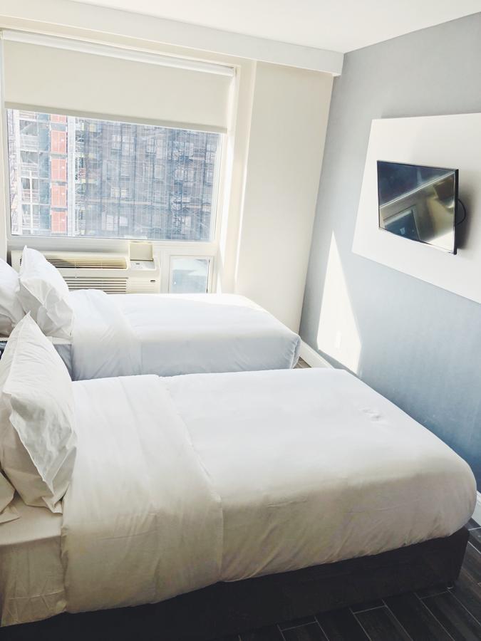 Mayfair Inn And Suites نيو يورك المظهر الخارجي الصورة